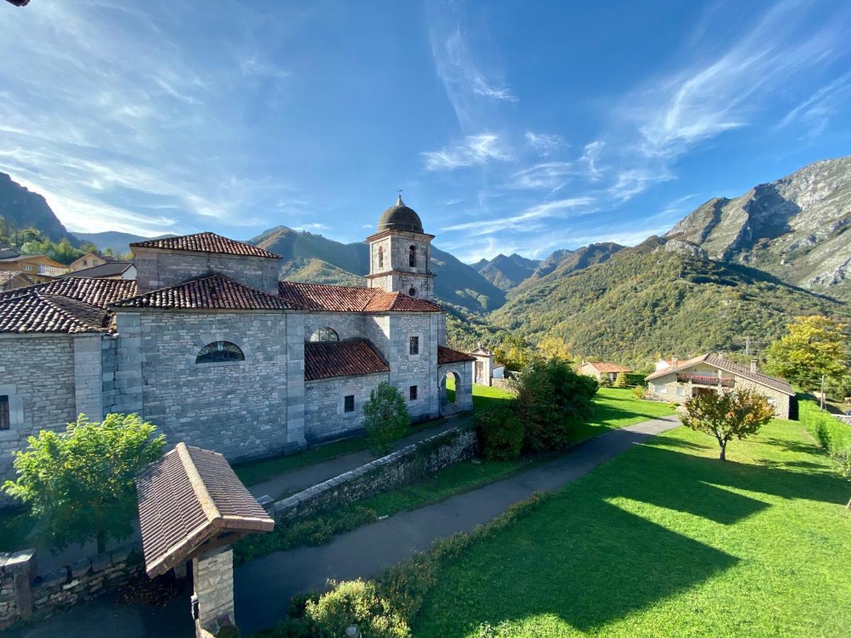 Hotel La Cuna Del Sella Oseja de Sajambre Exterior foto